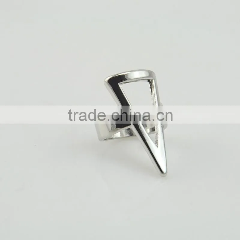 Simple silver metal zinc alloy design rings jewelry with triangle shape