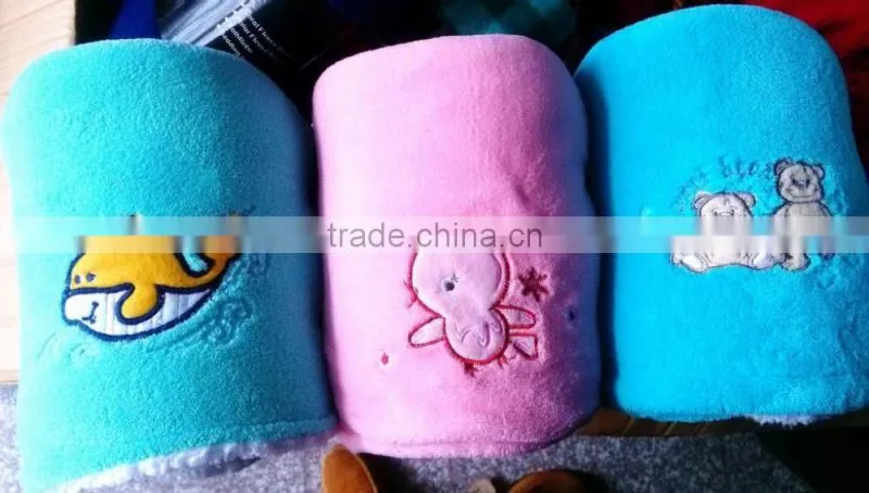 Manufactory wholesale home designs home textile 100% polyester coral fleece fabric blanket cheap 2 in 1 pillow blanket