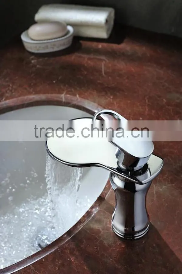 luxury 5 star hotel project faucet taps, fancy water tap in water basin tap types