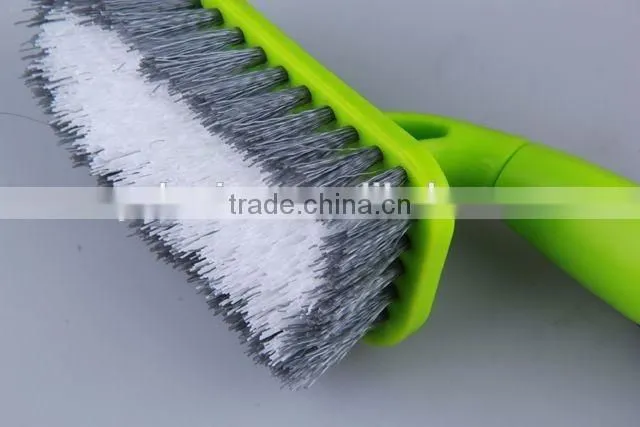 Double-colored Plastic Cleaning Brush
