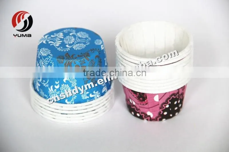 colorful disposable round paper cake cup