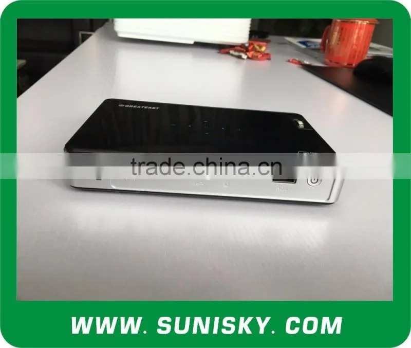 Portable 3D Projector with WiFi Function Pico Video LED Projector for Business Meeting (SMP7022A)
