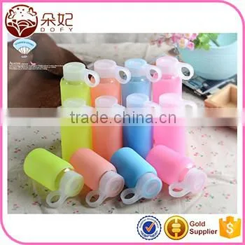 Modern high-grade high quality glass water bottle with silicone sleeve