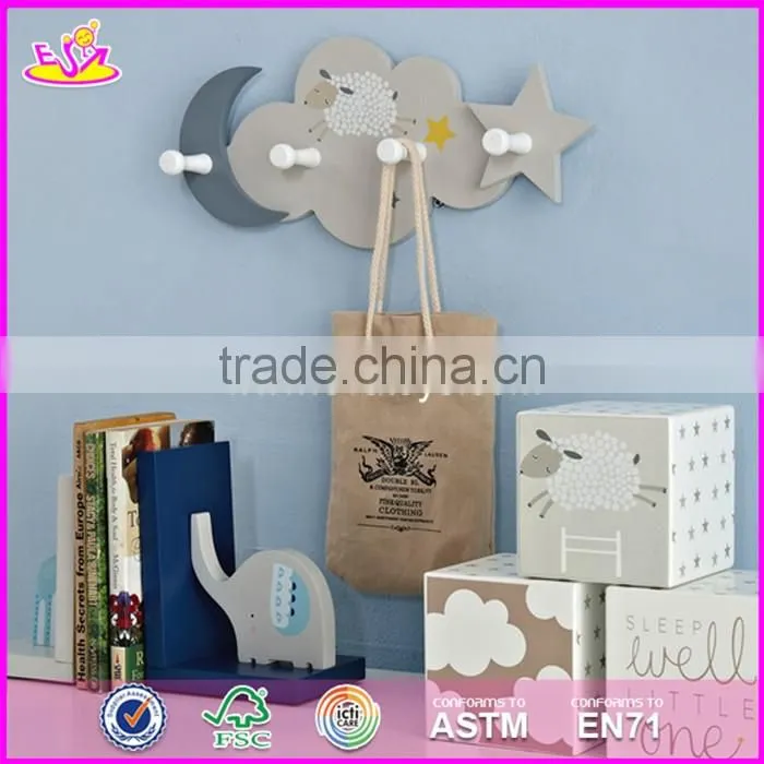 2017 New design children cartoon wooden coat hooks wall mounted W09B073