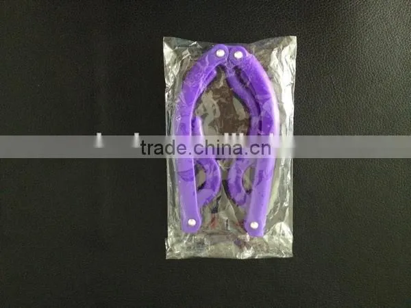 Folding Travel folding hanger