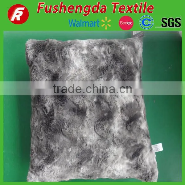 vacuum faux fur cushion