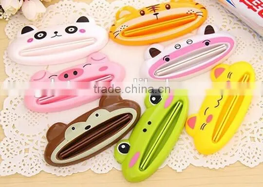 Cartoon toothpaste squeezer Manual Facial cleanser extruder Toothpaste clip