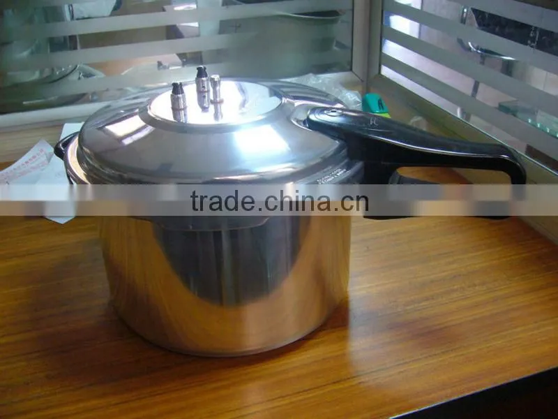 Stainless steel pressure cooker