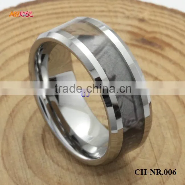 fashion jewelry titanium ring inside koa wood and sea shell