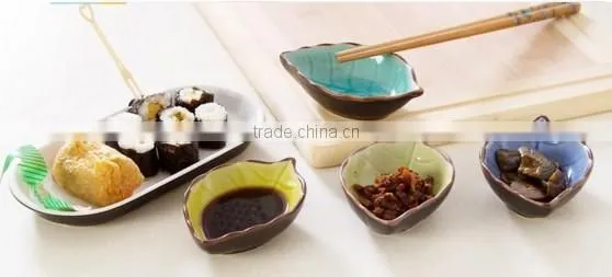 Wholesale Stock Small Order Leaf Shaped Ceramic Condiment Plate