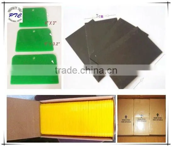 Colorful plastic spreader