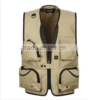 Man's Outdoor Multi-pocket Fishing Vest Outdoor Hiking Photography twill Vest Waistcoat Of Photographer made in China
