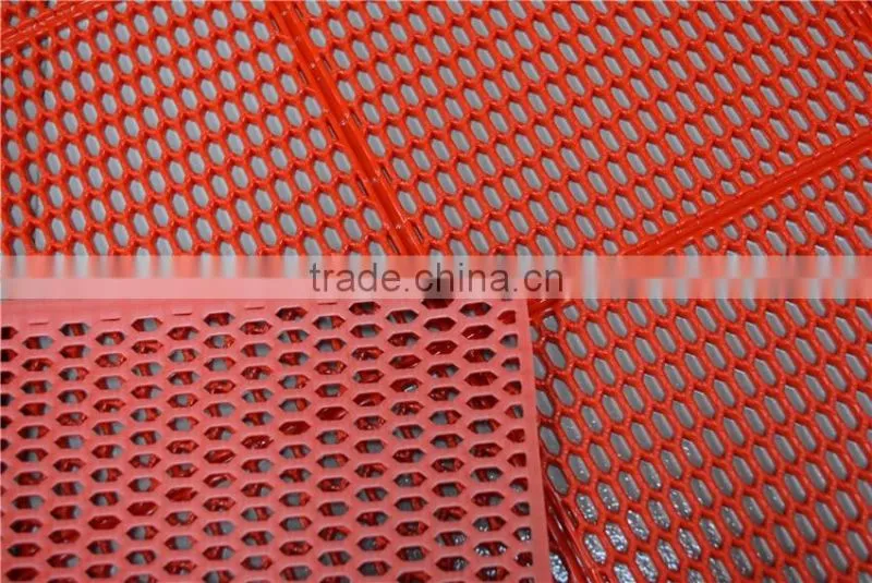 Eco-friend anti-slip durable roll coil pvc hexagonal mat