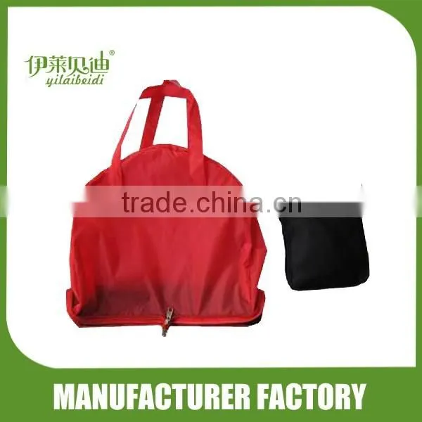 Foldable traveling bag