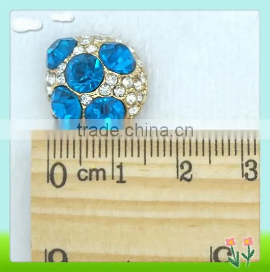 Wholesale decorative rhinestone button in buttons