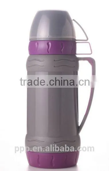 Plastic body vacuum thermos with glass liner