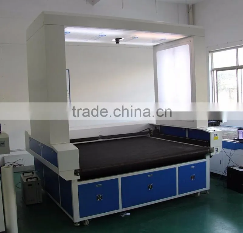 CW-1624SS CCD system large-format auto-feeding uv laser cutting machine