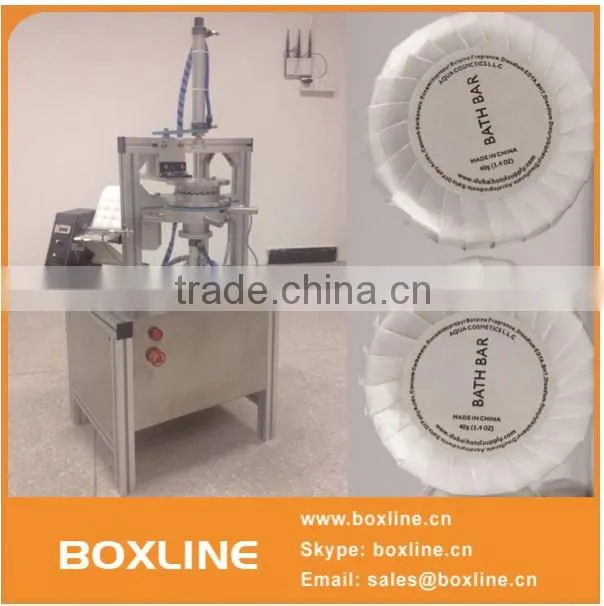 Semi-automatic soap pneumatic pleated wrapper
