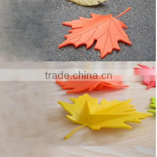 Hot selling custom silicone soft child satety door stoppers