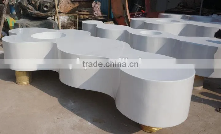 Giant frp leisure white chair