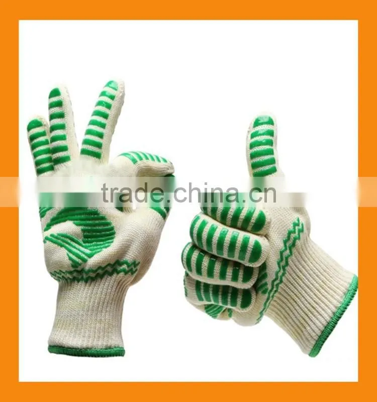 15 Inch Extra Length Heat Protective Cooking Gloves Cotton Insulated Heat Defender Gloves