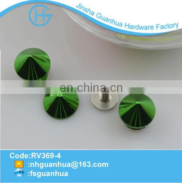 Wholesale fashion design metal pyramid stud button