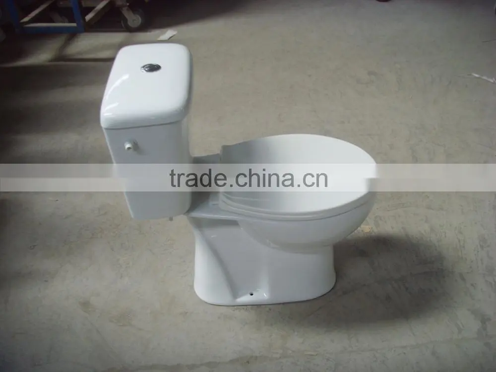 Close coupled suites two piece toilet and pedestal wash basin