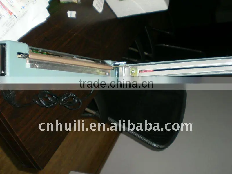 Heat sealer