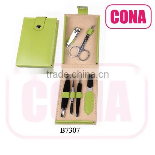 mini pedicure set with a snap-fastener bag