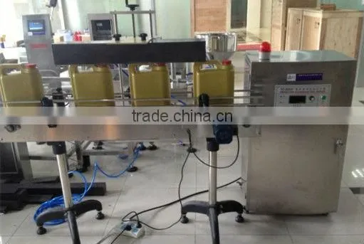 The aluminum foil sealing machine