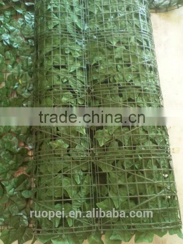 Plastic lawn leaf fence fake vertical artificial ivy fence