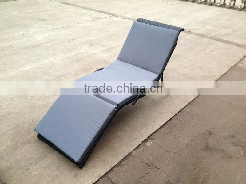 Pool Rattan Sunbed PE Rattan Steel Frame KD Design