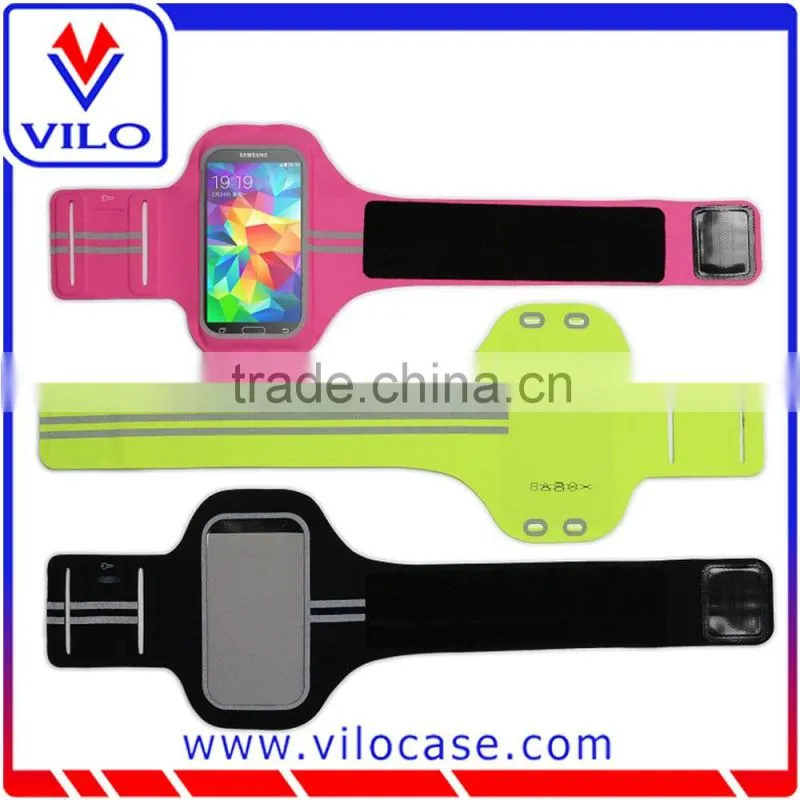 Universal Lycra armband for smartphone with reflective stripe