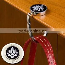 nobel bag hanger