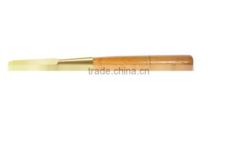 Non sparking hand tool chisel