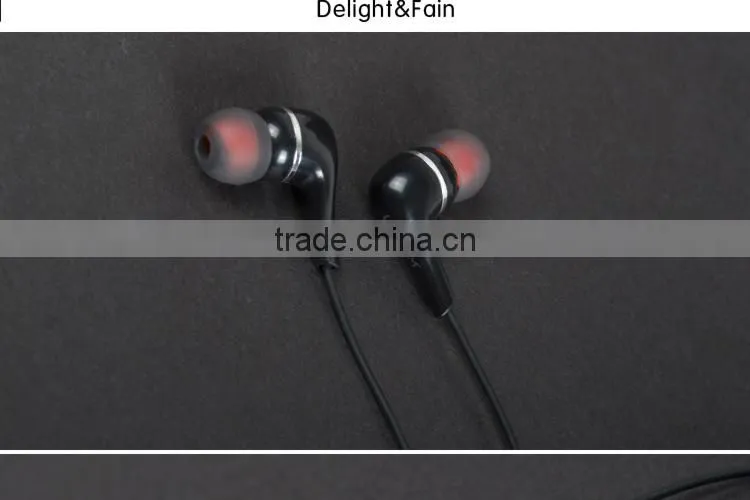 metal earphone for apple earphone with good quality for mp3 or mobile phone