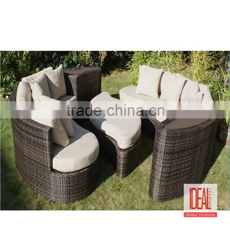 Living room furniture modern sectional 5 seat waterproof sofa set design with table