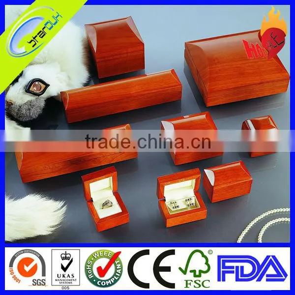 Accept Custom Order and Recyclable Feature scarves paper packaging box