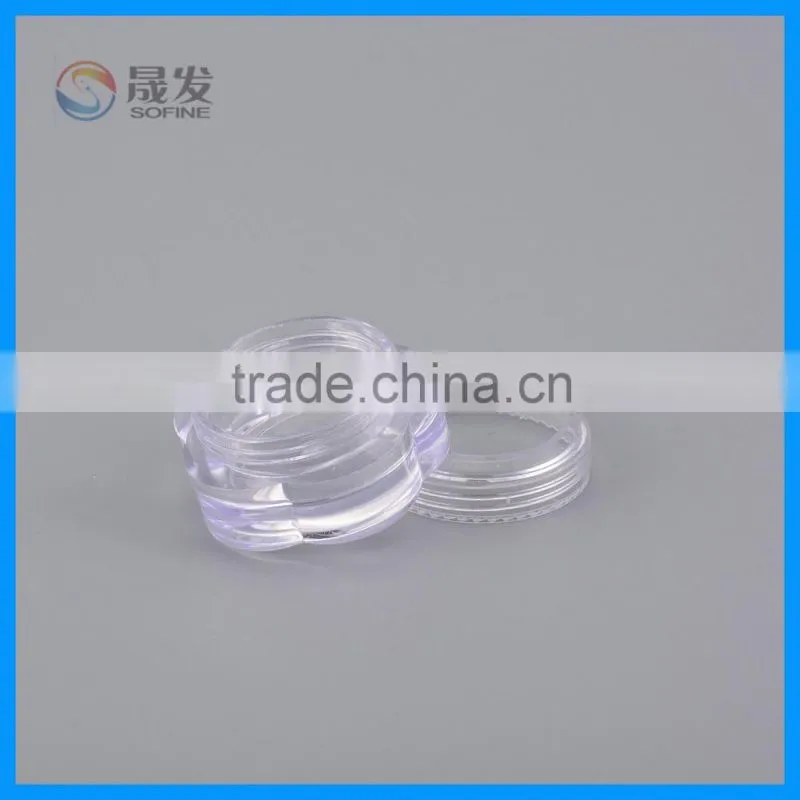Clear as small cosmetic jar