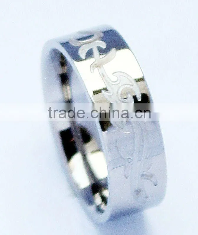Fashionable titanium laser engraved ring