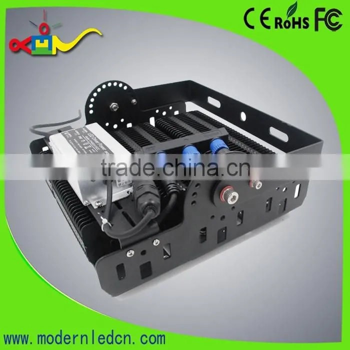 outrdoor thunder and typhoon proof stadium led light 150w led shoe box light