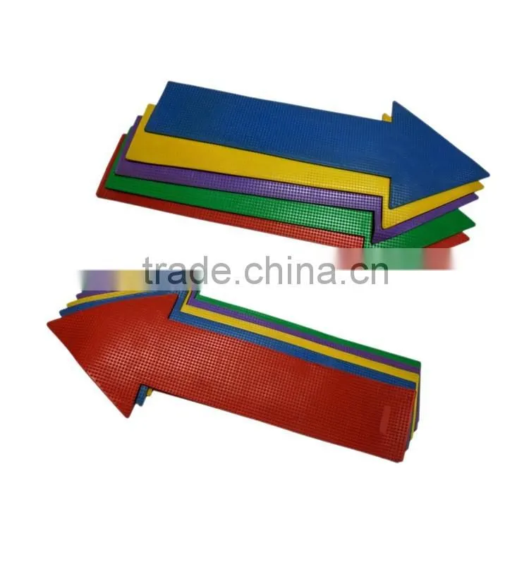 School Sports TPR STRAIGHT ARROW MARK