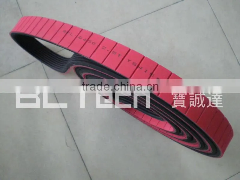 Rubber ribbed belt with grooving rubber