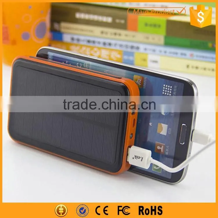 Outdoor 10000mAh Flashlight Power Bank Solar Full Capacity