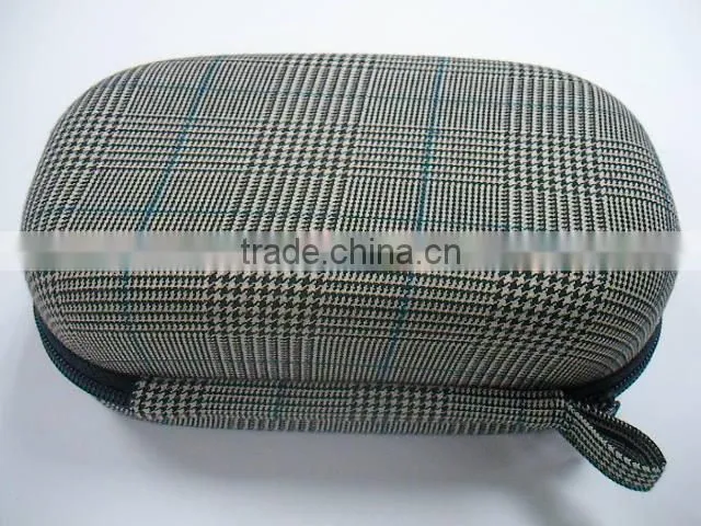 GC--- Brush shaver razor Cosmetic applicator linen EVA Makeup case
