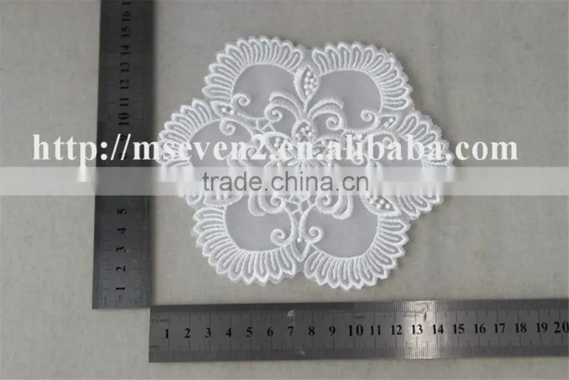 wholesale white color flower appliques embroidery patch for ladies dress