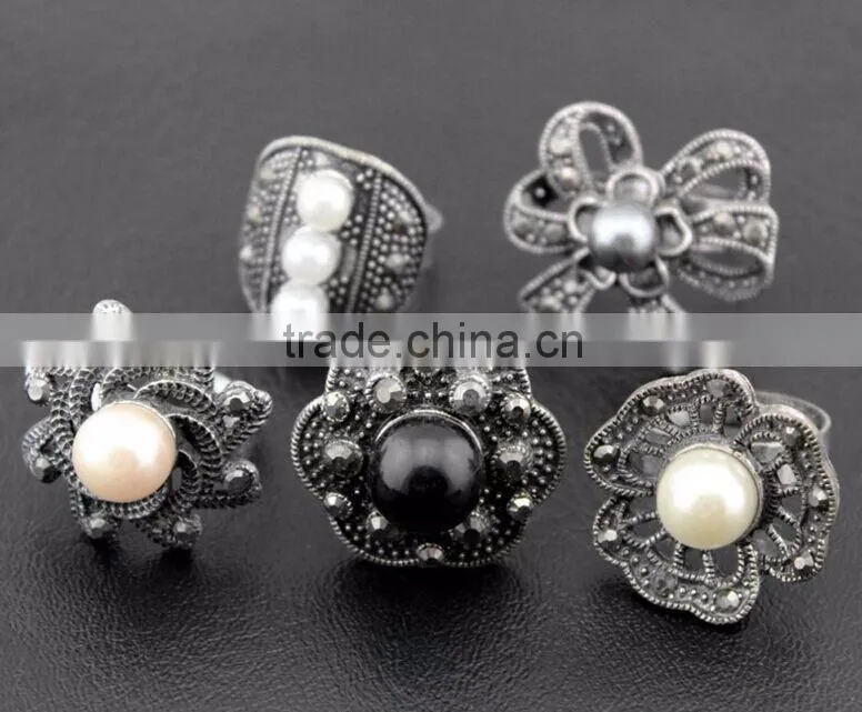 Cheap price good quality women fake silver pearl rings