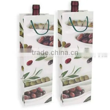 Newest high quality and low price wine gift paper bags