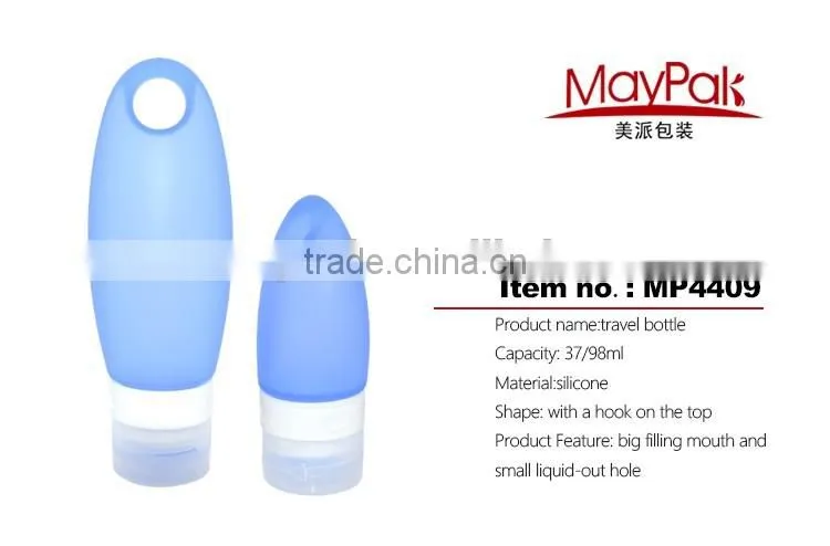 silicone bottle for cosmetics when traveling with a hook MP4409