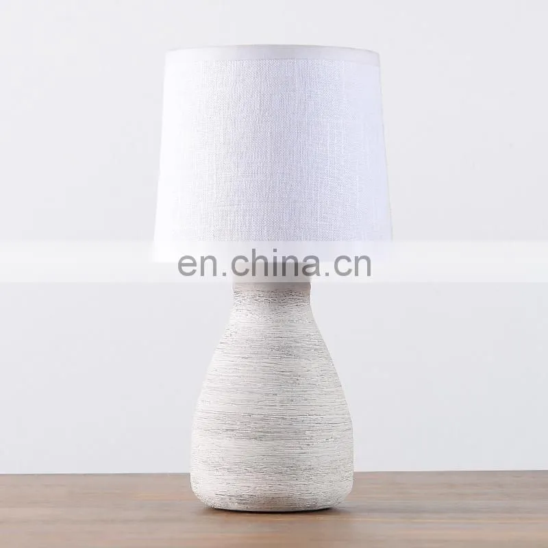 European style ceramic desk light and antique table lamp